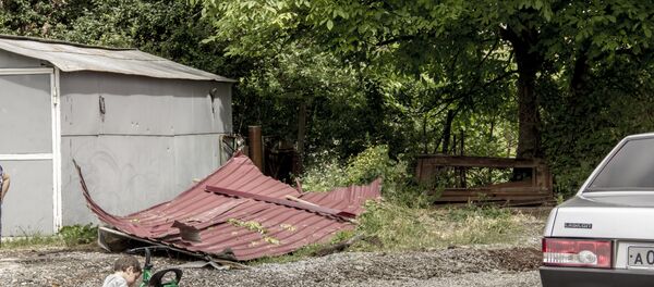 Крышу снесло ветром Крышу снесло ветром - Sputnik Южная Осетия