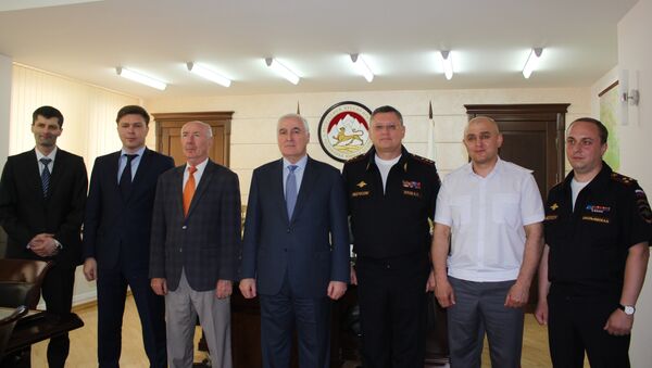 Встреча у президента после подписания соглашения по ИКЦ - Sputnik Южная Осетия