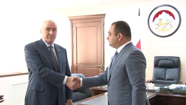 Новым послом Южной Осетии в России стал Знаур Гассиев - Sputnik Южная Осетия
