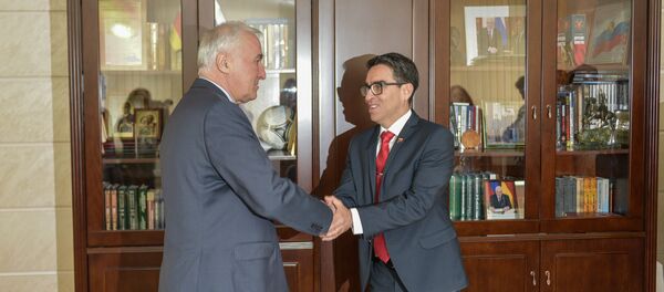 Президент фембӕлд Венесуэлӕйы хъуыддӕгты рӕстӕгмӕ ӕвджид Хуссар Ирыстоны Альваро Энрике Санчес Кордероимӕ Президент фембӕлд Венесуэлӕйы хъуыддӕгты рӕстӕгмӕ ӕвджид Хуссар Ирыстоны Альваро Энрике Санчес Кордероимӕ - Sputnik Хуссар Ирыстон