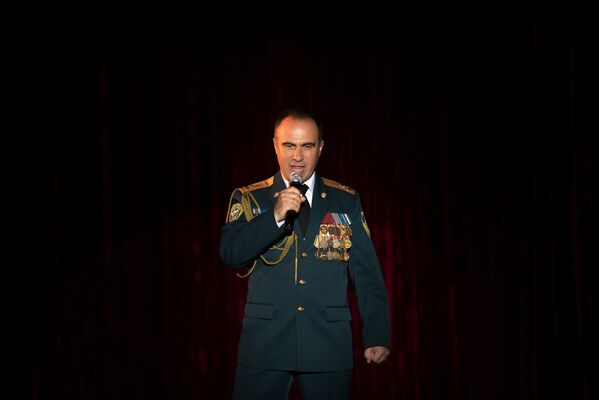 В программе также были песни о России, о чрезвычайном ведомстве. - Sputnik Южная Осетия