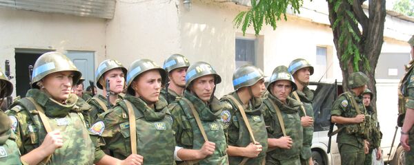 Миротворцы в августе 2008 года в Цхинвале Миротворцы в августе 2008 года в Цхинвале - Sputnik Южная Осетия