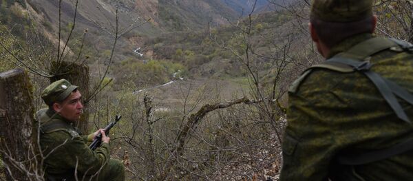 Российские пограничники на службе в ЮО Российские пограничники на службе в ЮО - Sputnik Южная Осетия