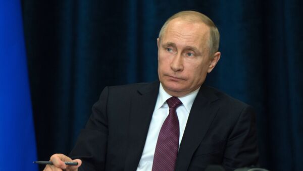 Президент РФ В. Путин провел совещание по вопросам энергообеспечения Крыма - Sputnik Южная Осетия