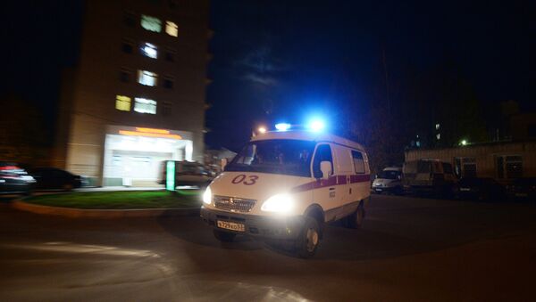 Машина скорой помощи выезжает на вызов к пациенту - Sputnik Южная Осетия