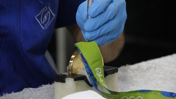 Как делают олимпийские медали для ОИ-2016 в Рио-де-Жанейро - Sputnik Южная Осетия