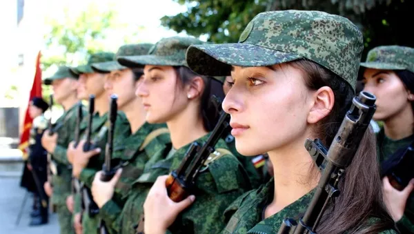 Торжественная церемония приведения к Военной присяге югоосетинских курсантов - Sputnik Южная Осетия