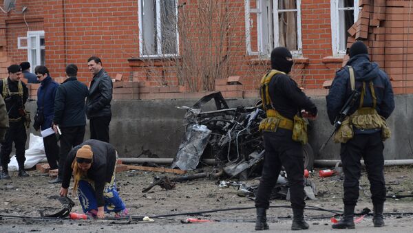 Сотрудники правоохранительных органов на месте взрыва в Назрани - Sputnik Южная Осетия
