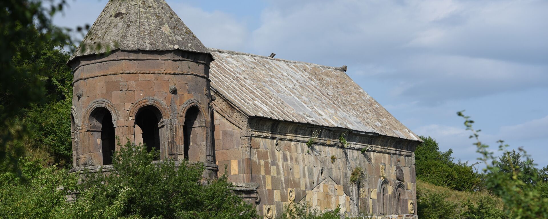 Тирский монастырь в Южной Осетии - Sputnik Южная Осетия, 1920, 20.07.2023