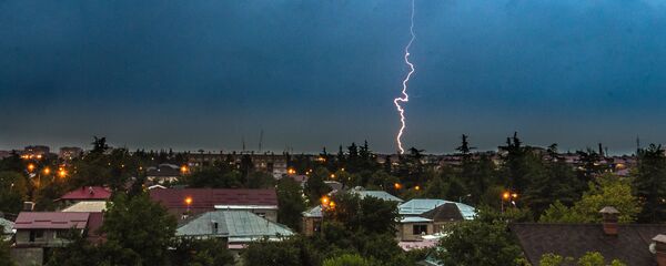 Вечер молния гроза Цхинвал - Sputnik Южная Осетия