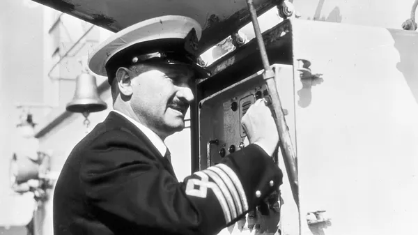 Капитан атомохода Ленин Ю.С.Кучиев
