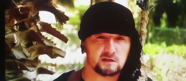 Кадр из видеоролика, в котором Халимов заявил об уходе в ИГ Кадр из видеоролика, в котором Халимов заявил об уходе в ИГ - Sputnik Южная Осетия