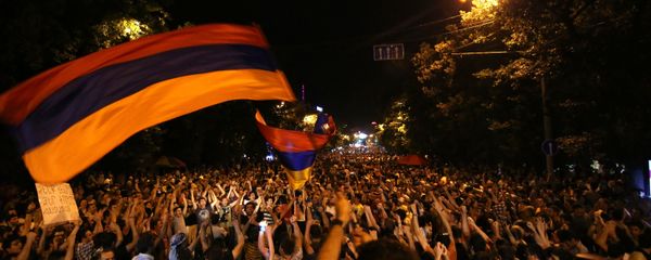 Акция протеста в Ереване Акция протеста в Ереване - Sputnik Южная Осетия