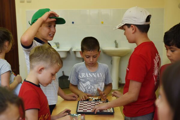Занятия воспитанников лагеря Солнышко - Sputnik Южная Осетия