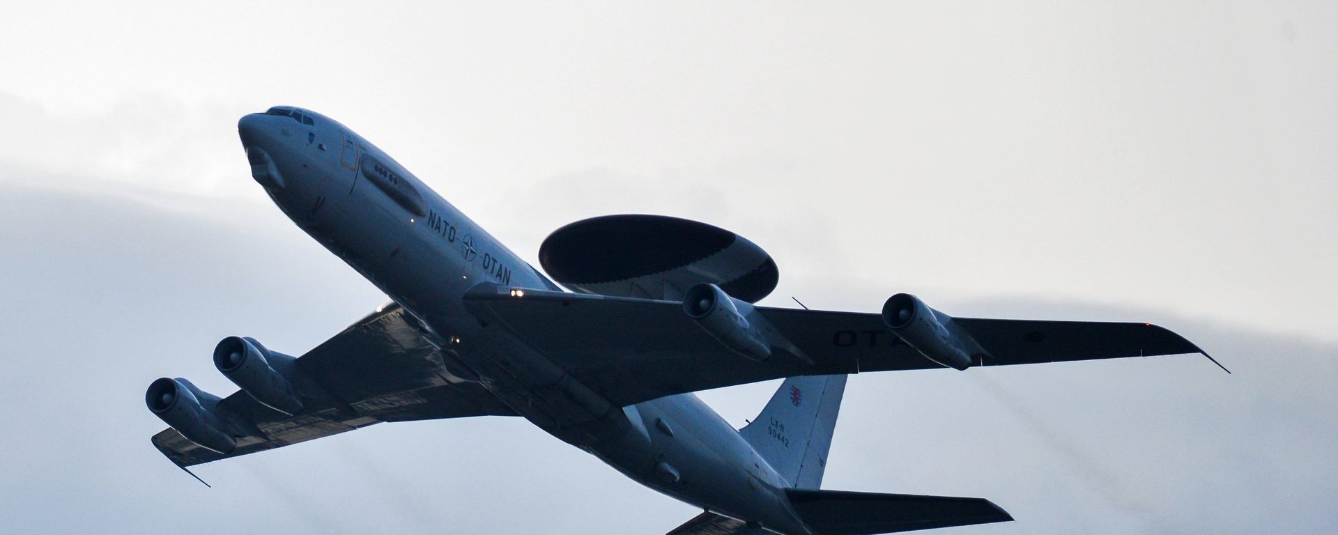 Самолёт Boeing E-3A Sentry - Sputnik Южная Осетия, 1920, 13.10.2026