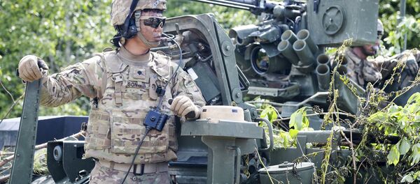 Военнослужащий армии США во время учений в Эстонии - Sputnik Южная Осетия