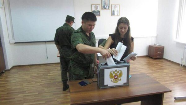 Досрочное голосование в отдаленных подразделениях Погрануправления ФСБ России в РЮО - Sputnik Южная Осетия
