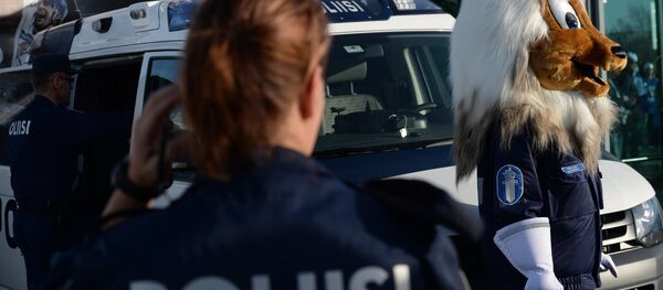 Сотрудники полиции Финляндии Сотрудники полиции Финляндии - Sputnik Южная Осетия
