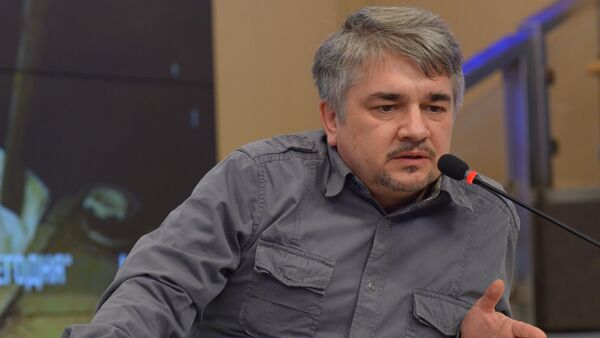 Президент Центра системного анализа и прогнозирования Ростислав Ищенко - Sputnik Южная Осетия