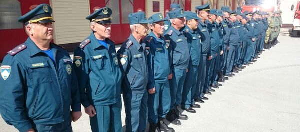 Построение сотрудников МЧС РЮО Построение сотрудников МЧС РЮО - Sputnik Хуссар Ирыстон
