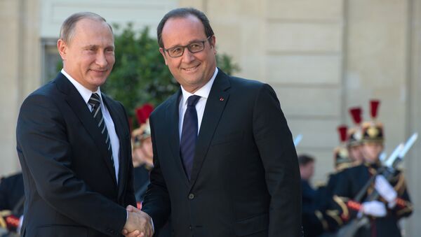 Президент России Владимир Путин и президент Франции Франсуа Олланд - Sputnik Южная Осетия
