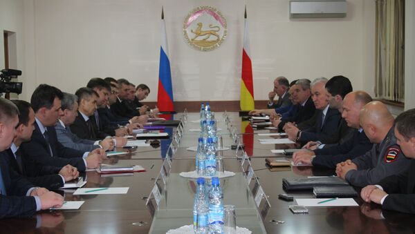 Встреча Рашида Нургалиева и Леонида Тибилова в Цхинвале - Sputnik Южная Осетия