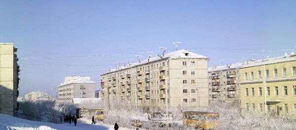 Улица Дзержинского в Якутске снежной зимой Улица Дзержинского в Якутске снежной зимой - Sputnik Южная Осетия