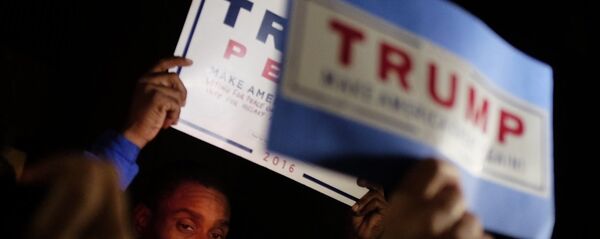 Ситуация у офисов избирательных кампаний кандидатов в президенты США Ситуация у офисов избирательных кампаний кандидатов в президенты США - Sputnik Южная Осетия