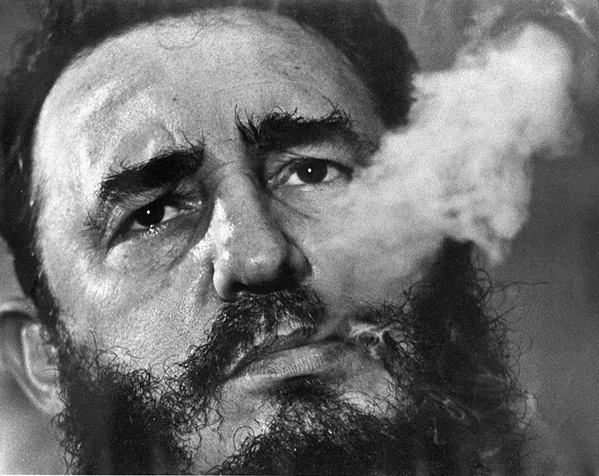 Премьер-министр Кубы Фидель Кастро во время интервью в президентском дворце в Гаване Премьер-министр Кубы Фидель Кастро во время интервью в президентском дворце в Гаване - Sputnik Южная Осетия
