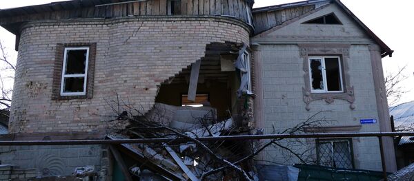 Восстановительные работы в прифронтовой зоне в районе донецкого аэропорта Восстановительные работы в прифронтовой зоне в районе донецкого аэропорта - Sputnik Южная Осетия