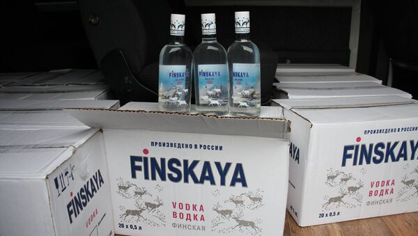 Подпольное производство водки в Заре - Sputnik Южная Осетия