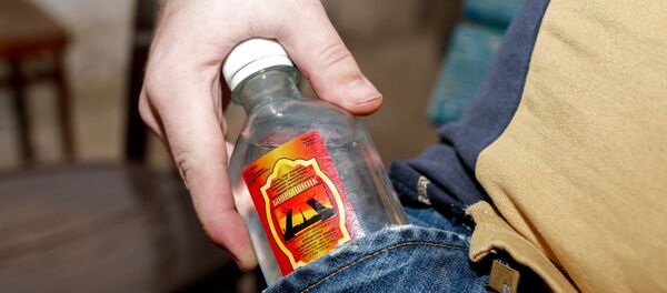 Массовое отравление суррогатным алкоголем в Иркутске - Sputnik Южная Осетия