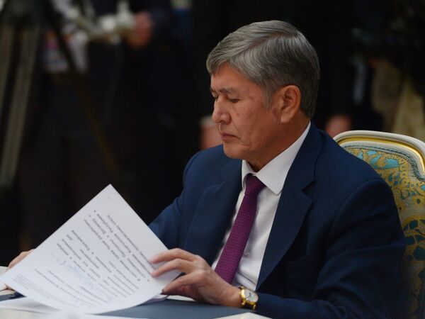 Президент Киргизии А. Атамбаев - Sputnik Южная Осетия