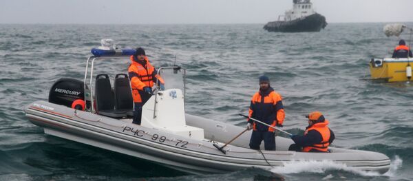 Поисково-спасательные работы на месте крушения самолёта Ту-154 Минобороны РФ в Сочи Поисково-спасательные работы на месте крушения самолёта Ту-154 Минобороны РФ в Сочи - Sputnik Южная Осетия