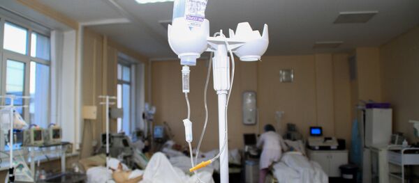 Массовое отравление суррогатным алкоголем в Иркутске Массовое отравление суррогатным алкоголем в Иркутске - Sputnik Южная Осетия