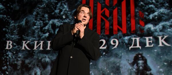 Генеральный директор Первого канала Константин Эрнст на премьере фильма Викинг Генеральный директор Первого канала Константин Эрнст на премьере фильма Викинг - Sputnik Южная Осетия