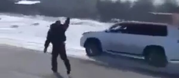 ГАИ во Владикавказе пыталось выстрелами остановить нарушителя из прокуратуры ГАИ во Владикавказе пыталось выстрелами остановить нарушителя из прокуратуры - Sputnik Хуссар Ирыстон