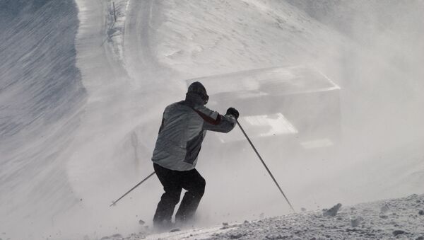 Лыжник в Альпах - Sputnik Южная Осетия