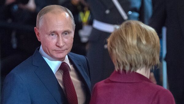 Президент РФ Владимир Путин и канцлер Германии Ангела Меркель - Sputnik Южная Осетия