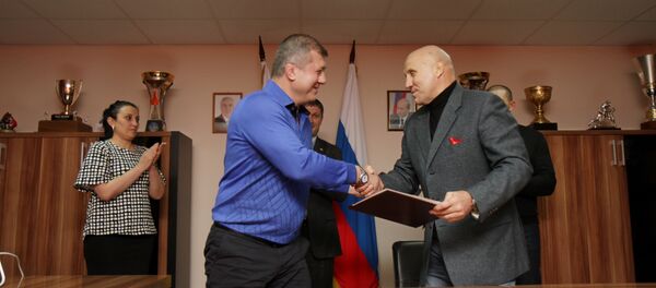 Подписание соглашения о сотрудничестве федераций борьбы - Sputnik Южная Осетия