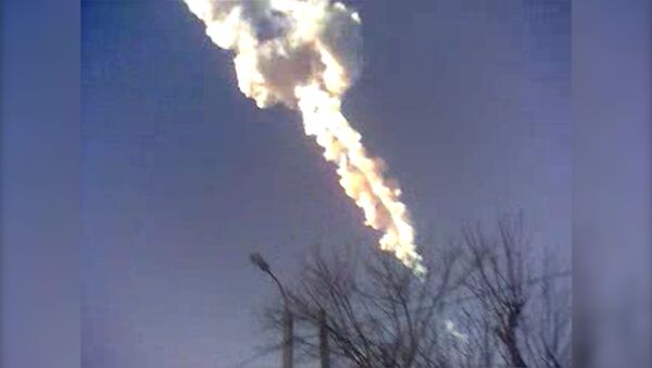 Падение метеорита над Челябинском в феврале 2013 года. Архивные кадры - Sputnik Южная Осетия
