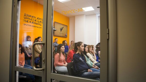 Студенты ЮОГУ в Sputnik - Sputnik Южная Осетия