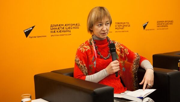 Яна Амелина - автор книги Не едина неделима. Осетия после августовской войны - Sputnik Южная Осетия