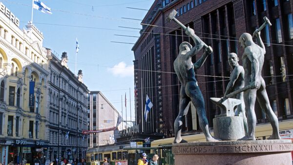 На одной из улиц Хельсинки - Sputnik Хуссар Ирыстон