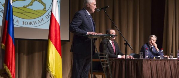 Встреча Леонида Тибилова со студентами и осетинской диаспорой в Москве - Sputnik Южная Осетия