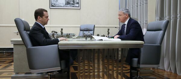 Битарты Вячеслав æмæ Дмитрий Медведев - Sputnik Хуссар Ирыстон