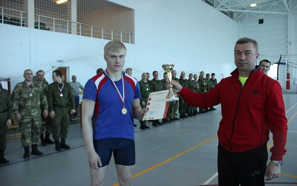Награждение участников соревнований по гирьевому двоеборью - Sputnik Южная Осетия
