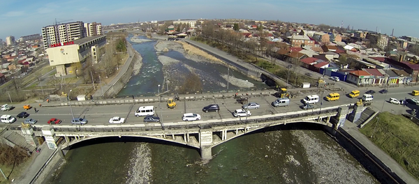 Кировский мост во Владикавказе Кировский мост во Владикавказе - Sputnik Южная Осетия