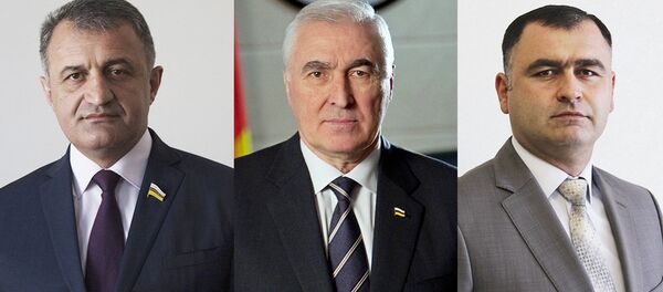Кандидаты в президенты Южной Осетии: Бибилов, Тибилов, Гаглоев Кандидаты в президенты Южной Осетии: Бибилов, Тибилов, Гаглоев - Sputnik Южная Осетия