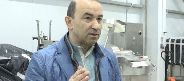 Без ГМО и сои: Растдон обещает югоосетинскому потребителю высшее качество - Sputnik Хуссар Ирыстон